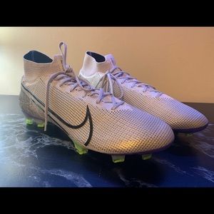 Nike Mercurial Superfly 7 Elite FG Soccer cleats